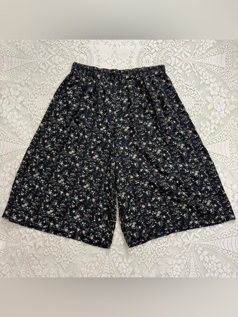 90's cottagecore boho fairy grunge floral wide leg cropped pants | size XL